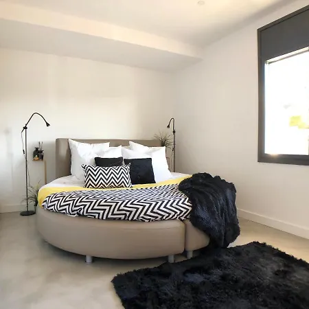 Luxury & Villa