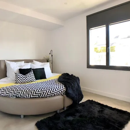 Villa Luxury & *